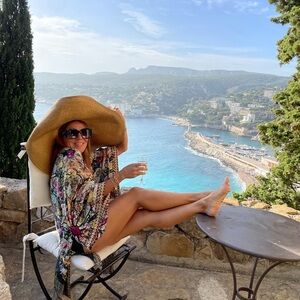 Meet your Posher, Mélodie